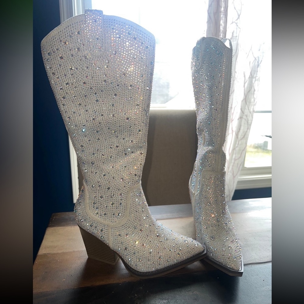 Bedazzled cowgirl boots
